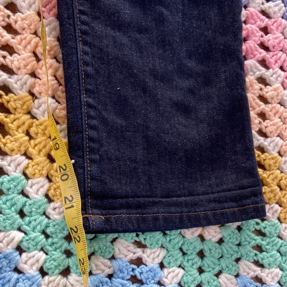 3/$12 St. John's Bay Dark Wash Capri Cropped Jeans Stretch Low Rise 10 P 32x21 - Picture 7 of 11